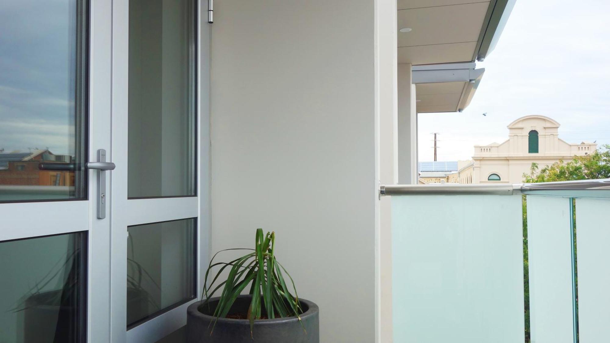 Semaphore Splash Apartments Port Adelaide Exterior photo