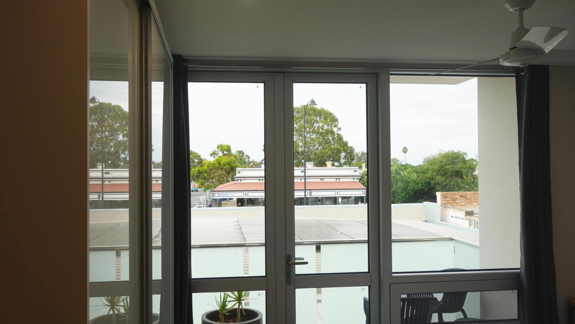 Semaphore Splash Apartments Port Adelaide Exterior photo